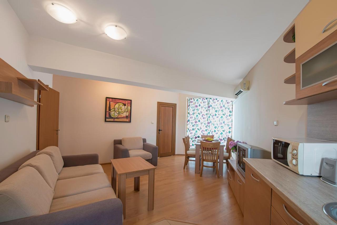 Chateau Del Mar Holiday Apartments Sunny Beach Esterno foto