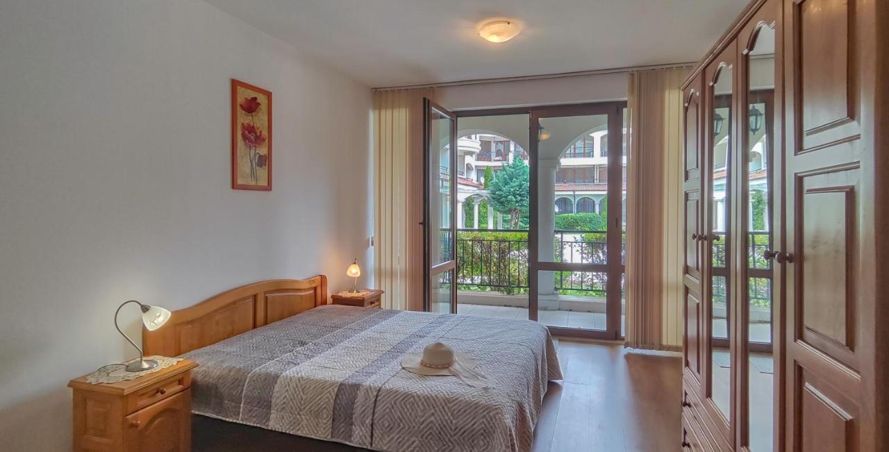 Chateau Del Mar Holiday Apartments Sunny Beach Esterno foto