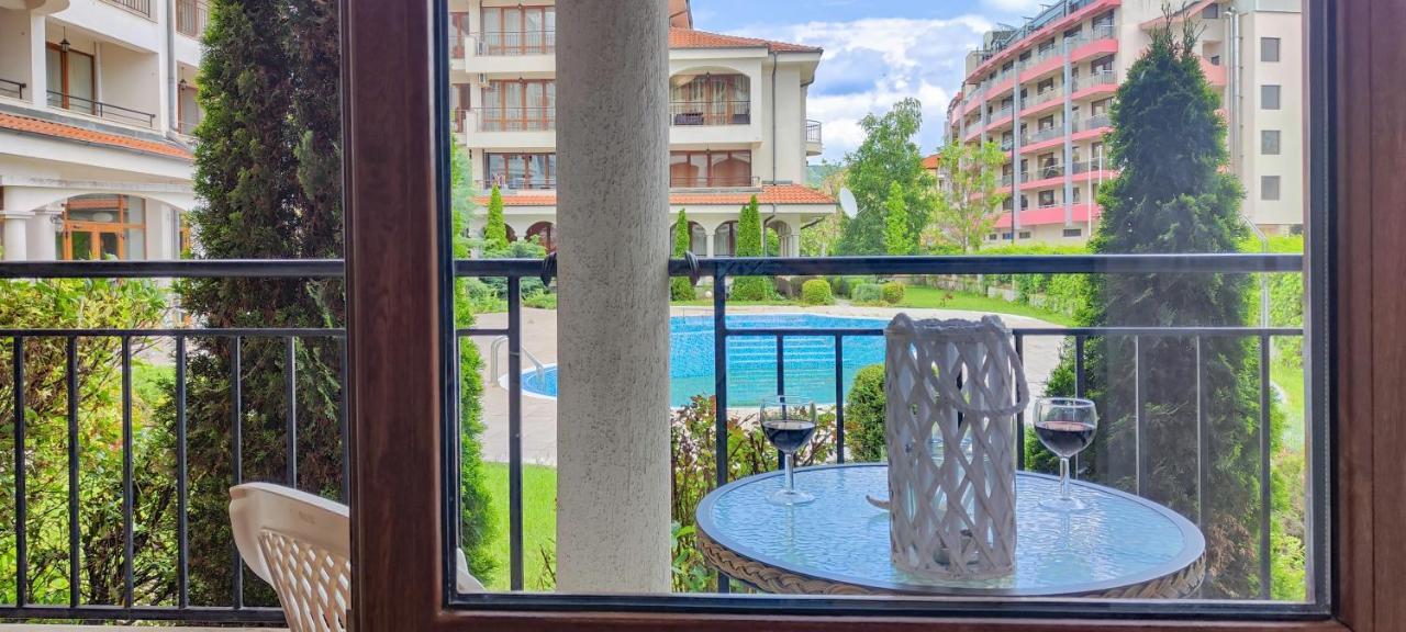 Chateau Del Mar Holiday Apartments Sunny Beach Esterno foto