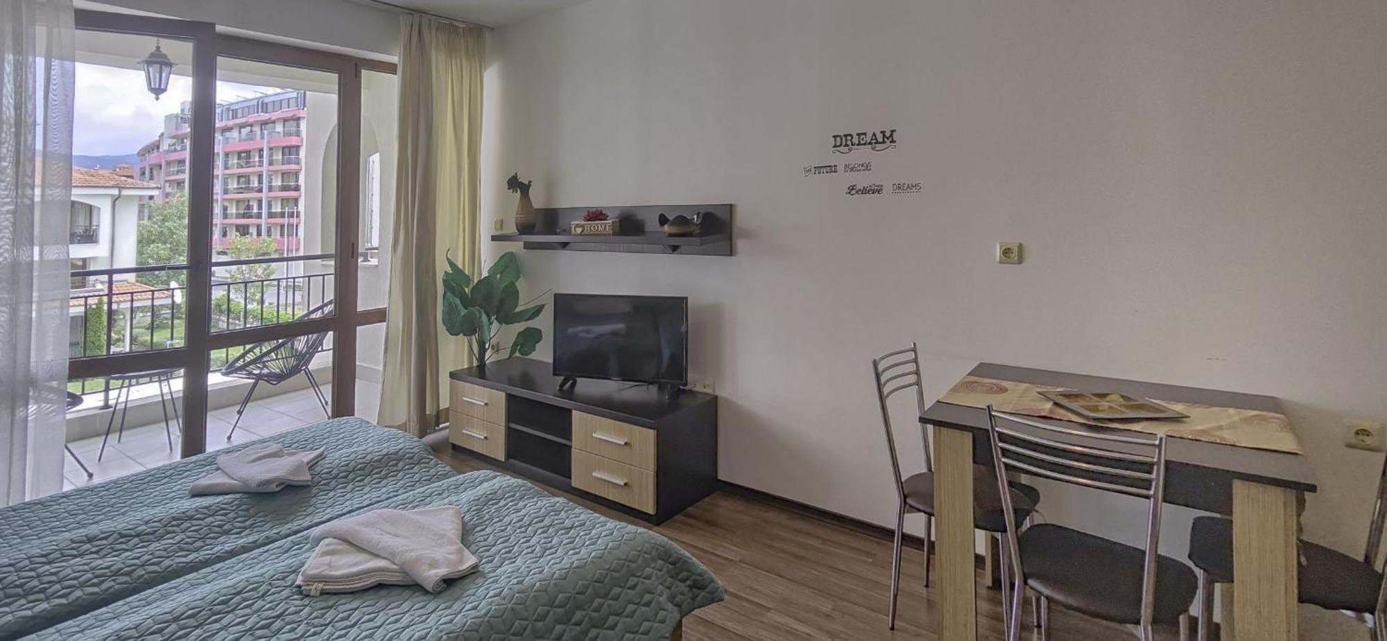 Chateau Del Mar Holiday Apartments Sunny Beach Esterno foto