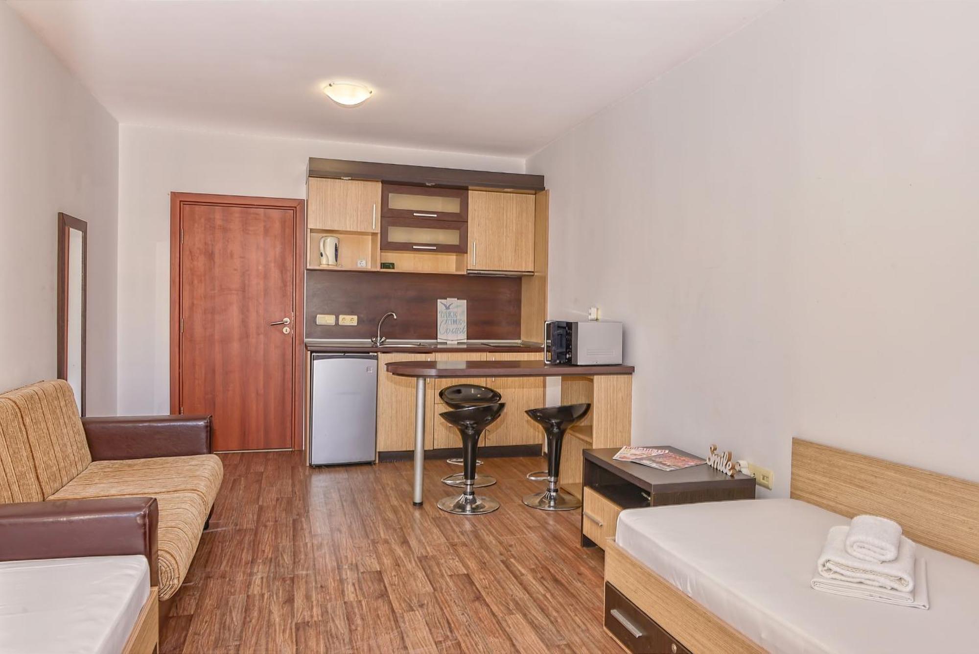 Chateau Del Mar Holiday Apartments Sunny Beach Esterno foto