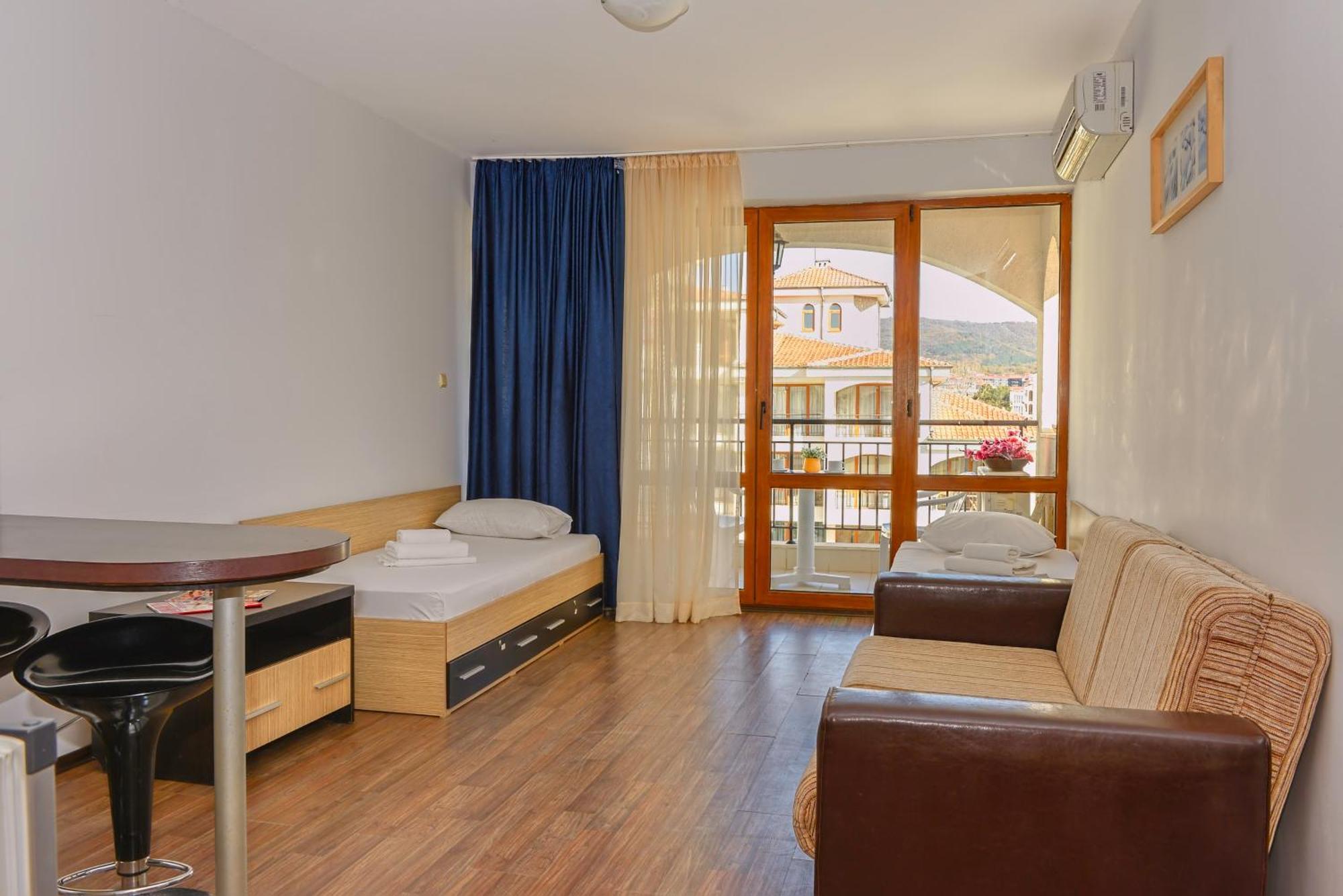 Chateau Del Mar Holiday Apartments Sunny Beach Esterno foto